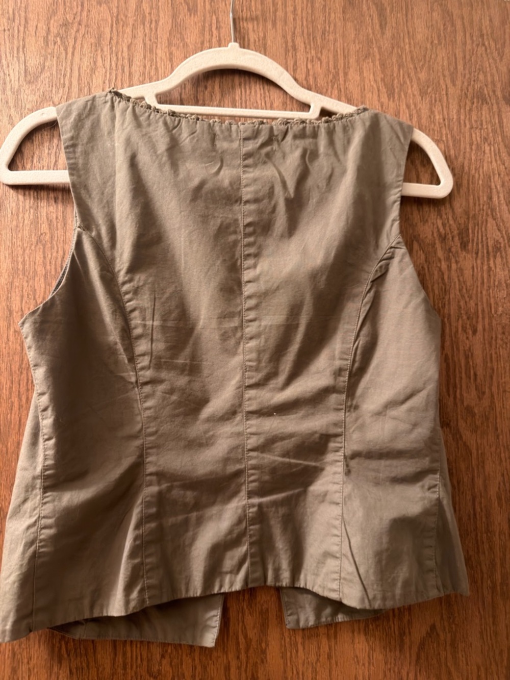 Wyeth by Todd Magill Olive Green Button-Front Sleeveless Top - Picture 5 of 5